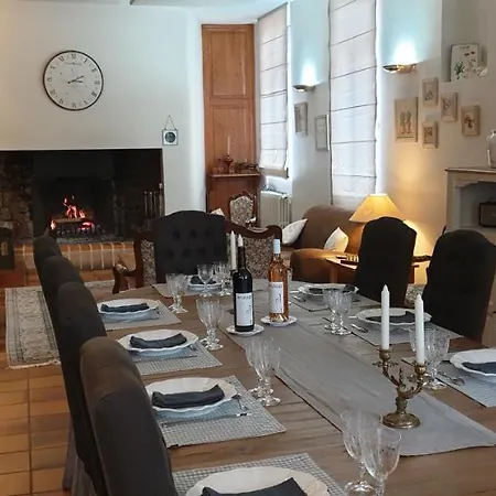 Konukevi La Maison Du Poelon *